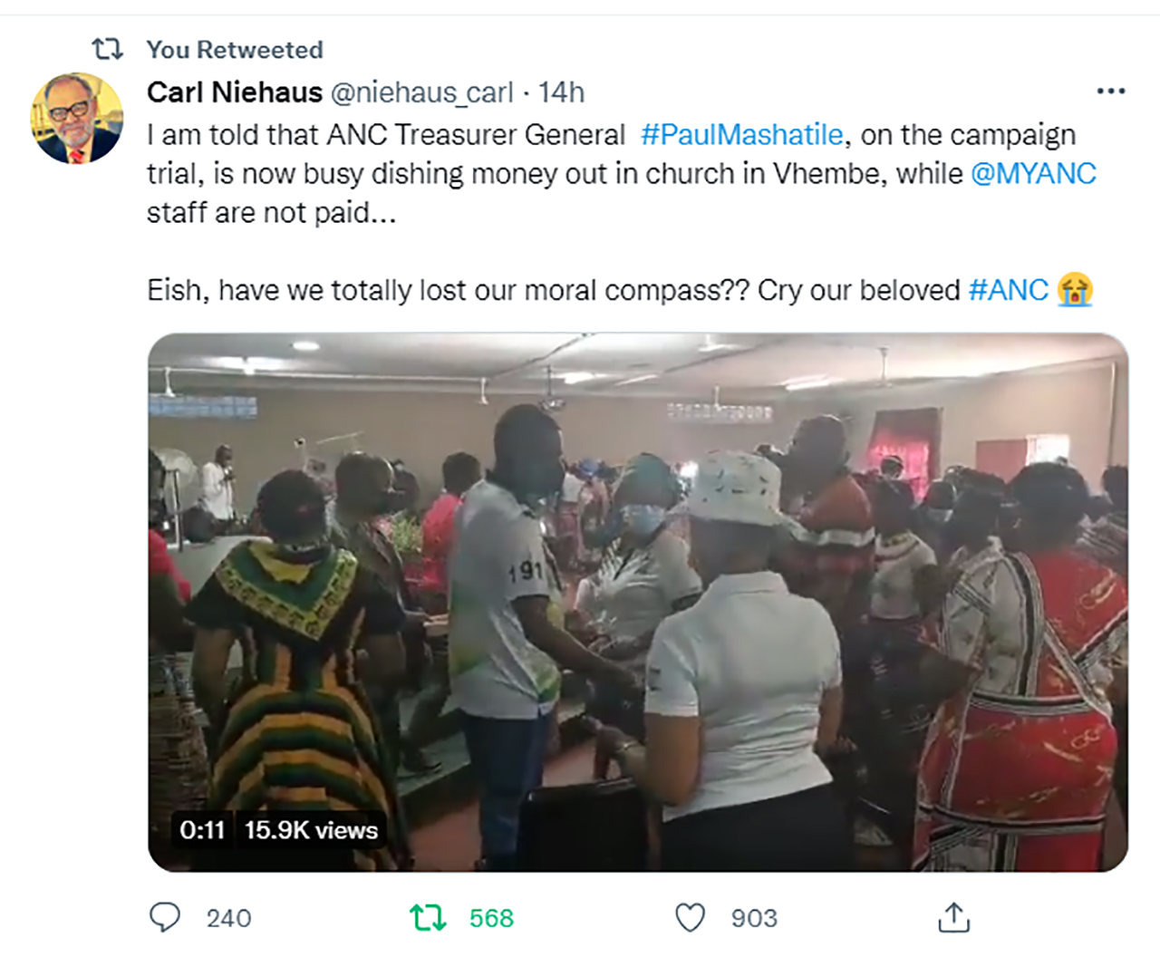 Top ANC member dish out money to the congregation