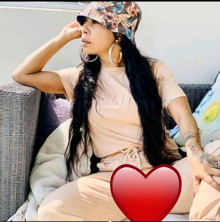 Kelly Khumalo shares a disturbing picture: probably not for children under 18