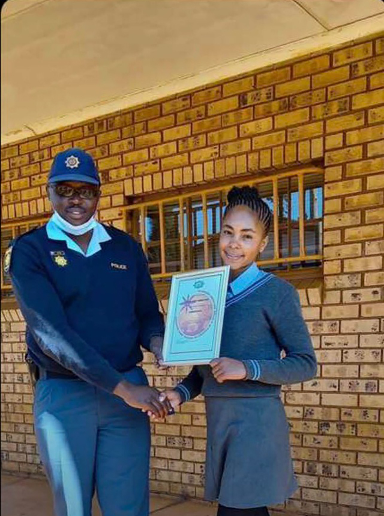 Grade 8 Learner Shakes The Whole Mzansi After Getting 40 Million And Doing This With It 