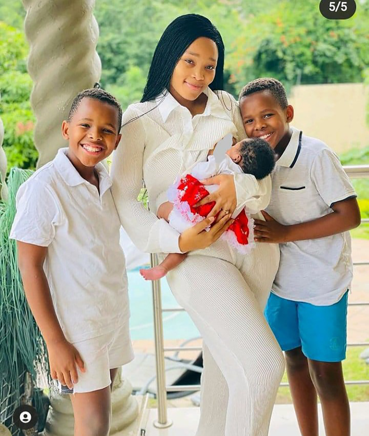Skeem Saam Actress Sthoko’s Twin Sister Is Unapologetic