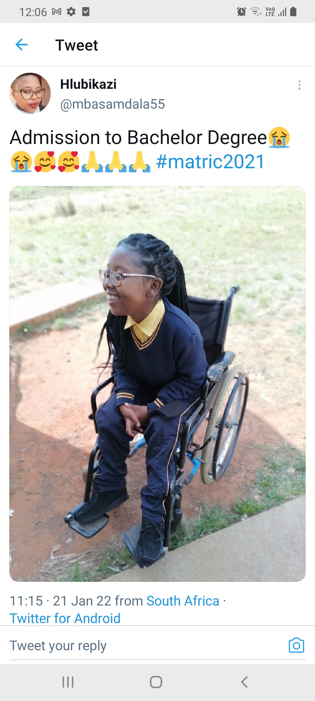 Her condition didn’t affect her performance: Mzansi was left speechless after seeing her matric results