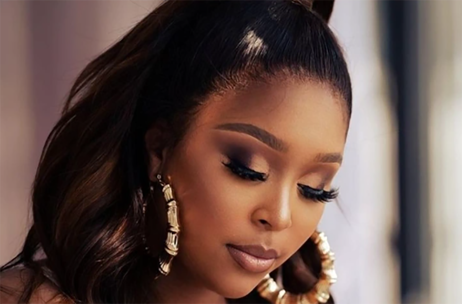 Minnie Dlamini caused a stir on social media after advising people not to divorce