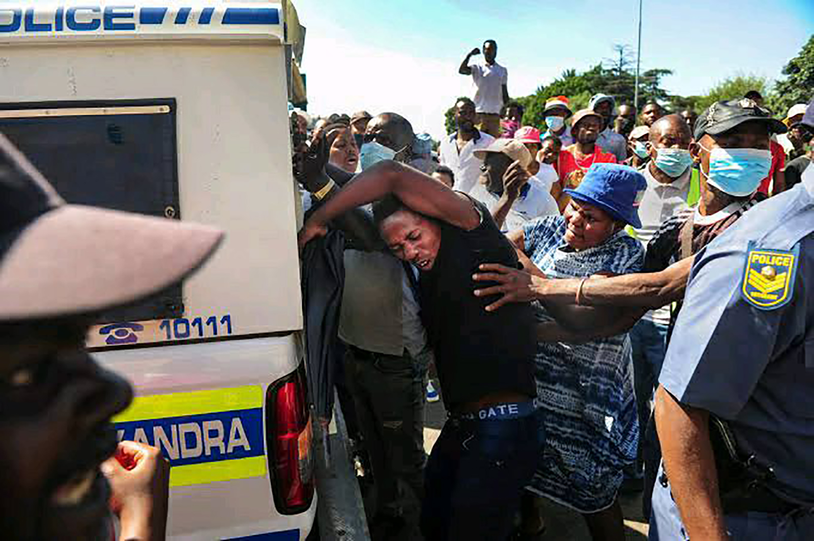 Xhosa, Zulu and Ndebele Ladies Clash with Operation Dudula Members Over Confrontation in Brixton.